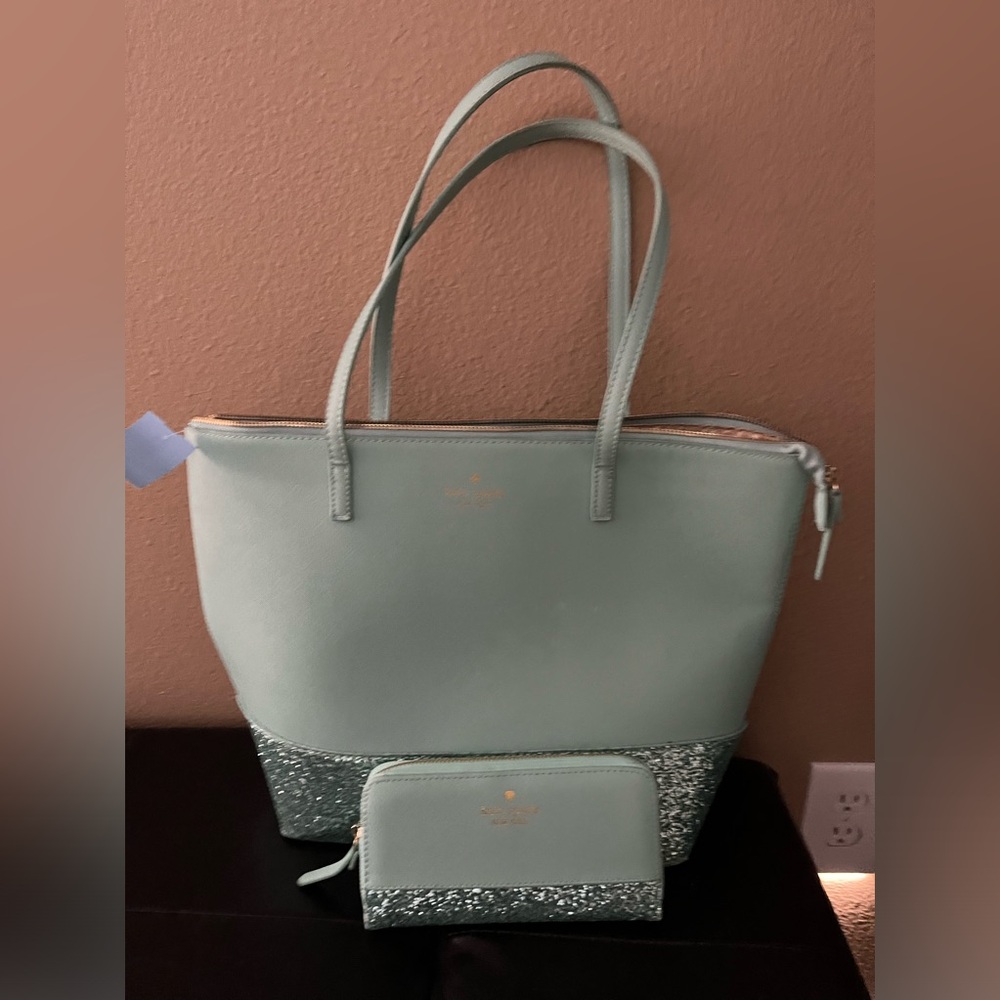 Kate Spade Tote & matching wallet